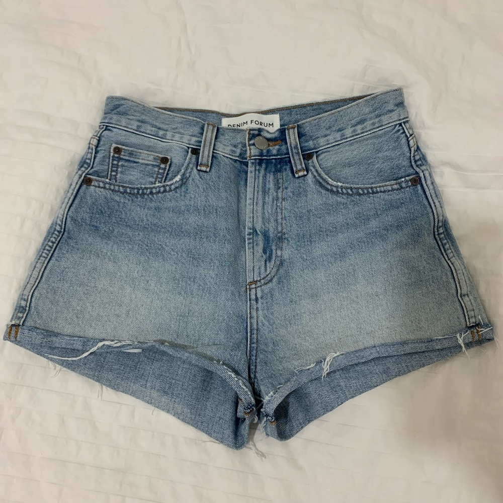 Like new! Aritzia denim forum Farrah cheeky shorts